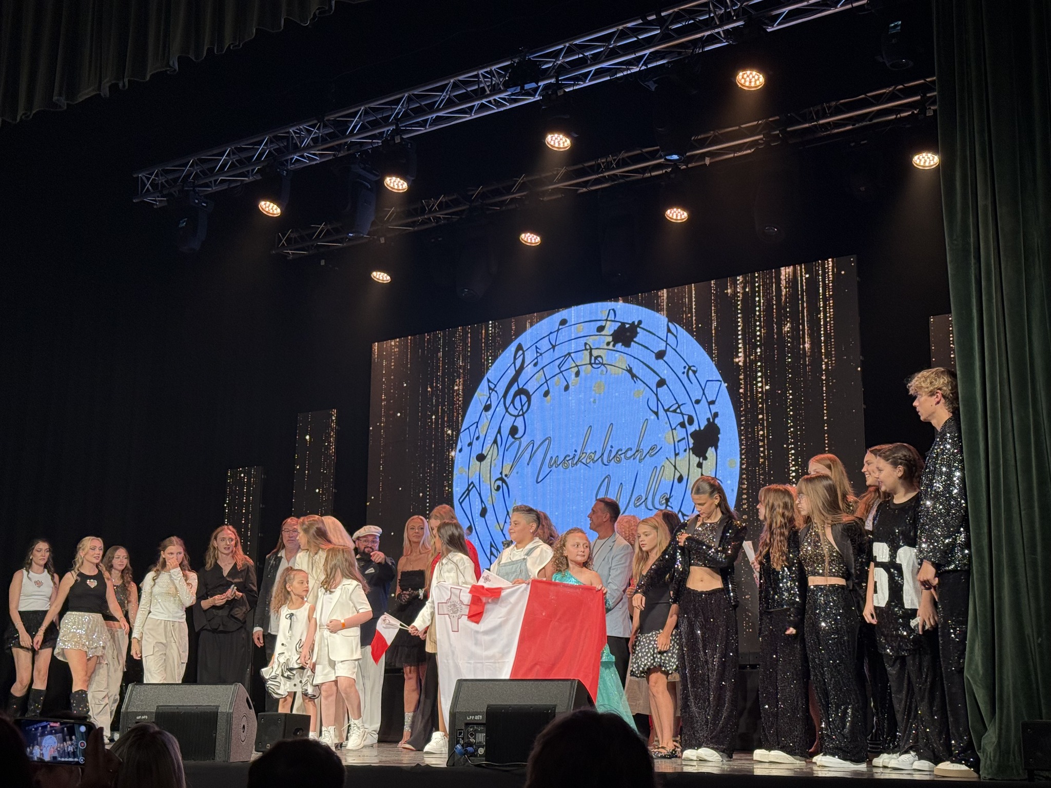 555435603_1654159949185916_7820593038608142739_n